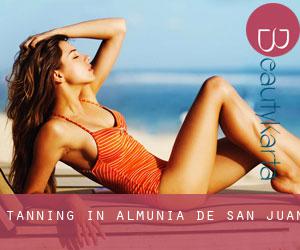 Tanning in Almunia de San Juan